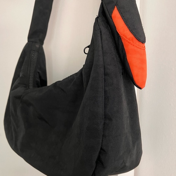 BAGGU Swan Shoulder Bag - Picture 2 of 6